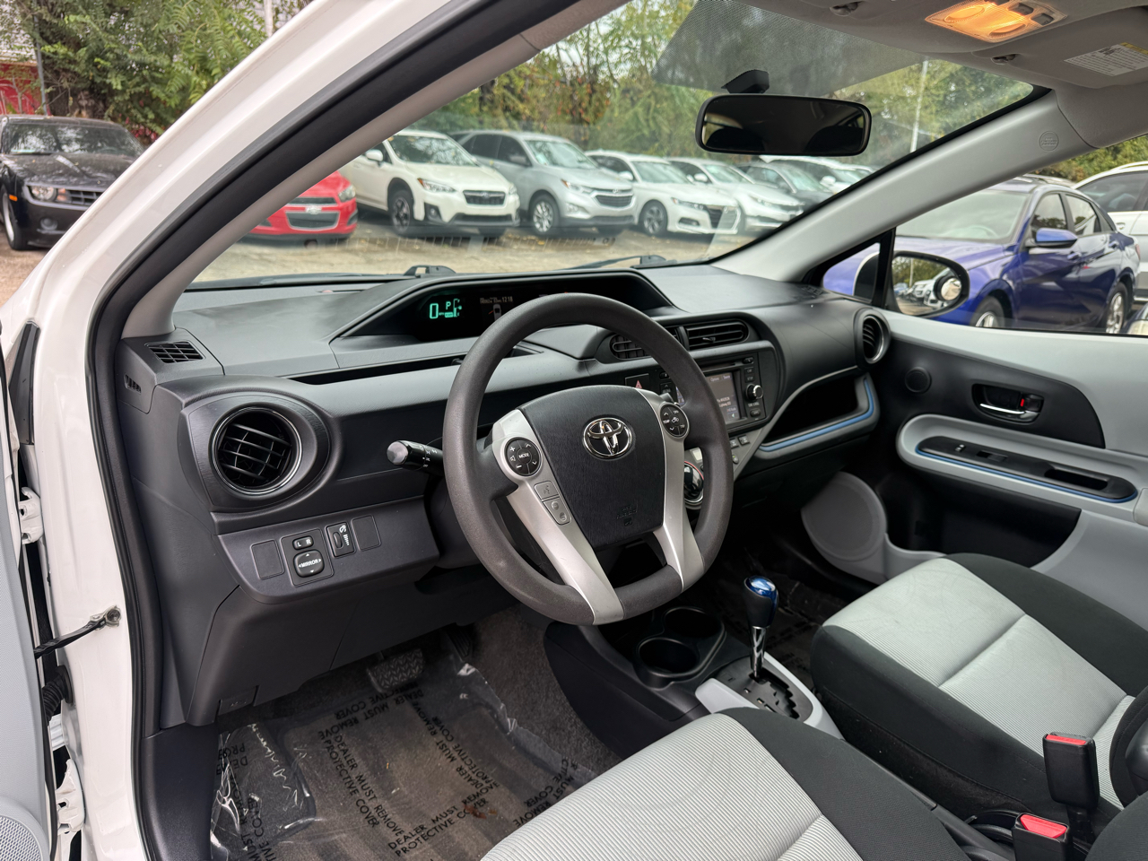 Toyota Prius c One 2013 Toyota Prius c One 2013
