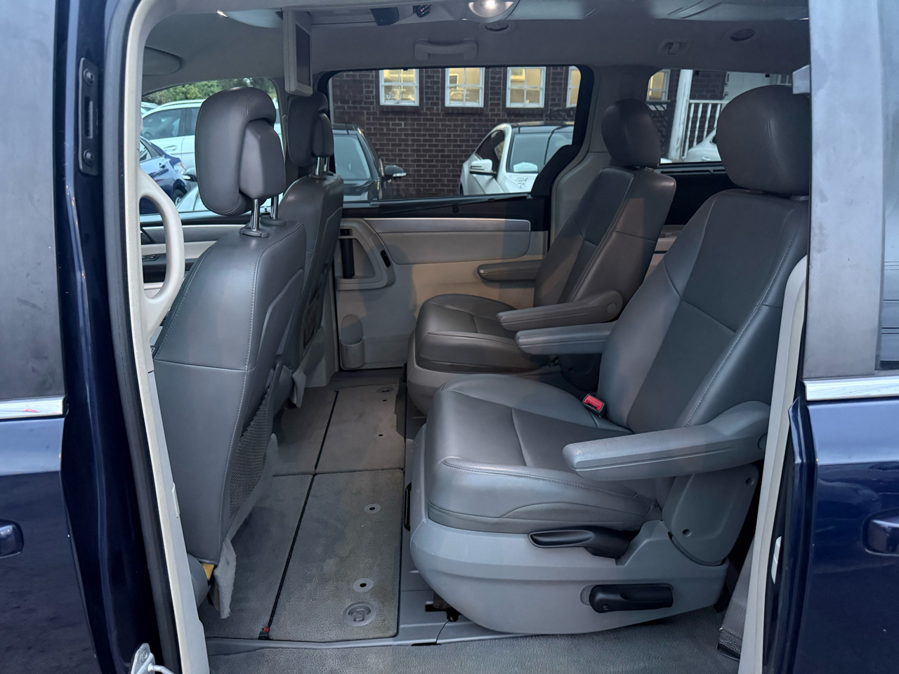 Volkswagen Routan SE 2013 Volkswagen Routan SE 2013