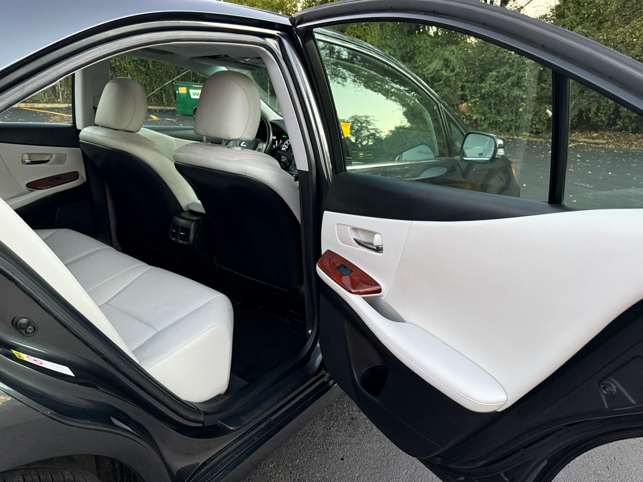 Lexus HS 250h Sedan 2011 Lexus HS 250h Sedan 2011