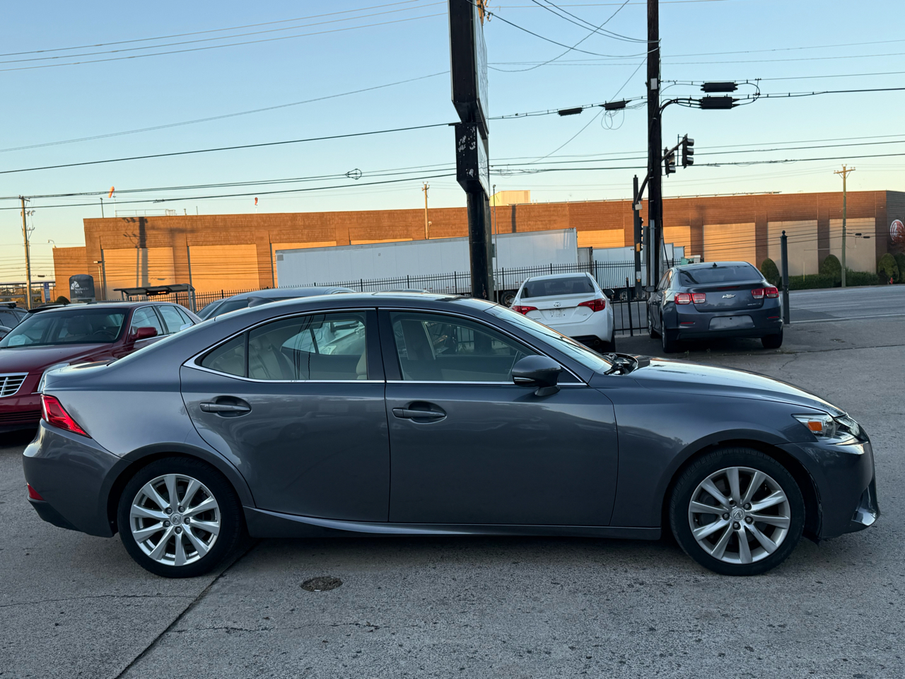 Lexus IS 200t 2016