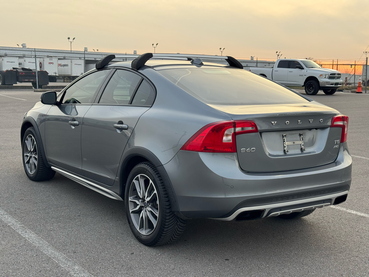 Volvo V60 Cross Country T5 Platinum 2016