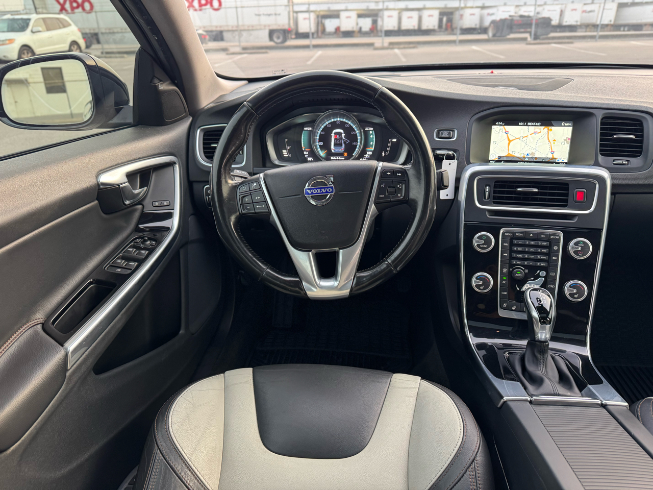 Volvo V60 Cross Country T5 Platinum 2016