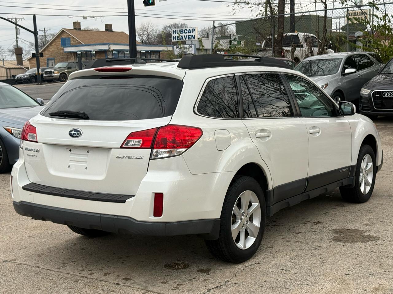 Subaru Outback 2.5i Limited 2014