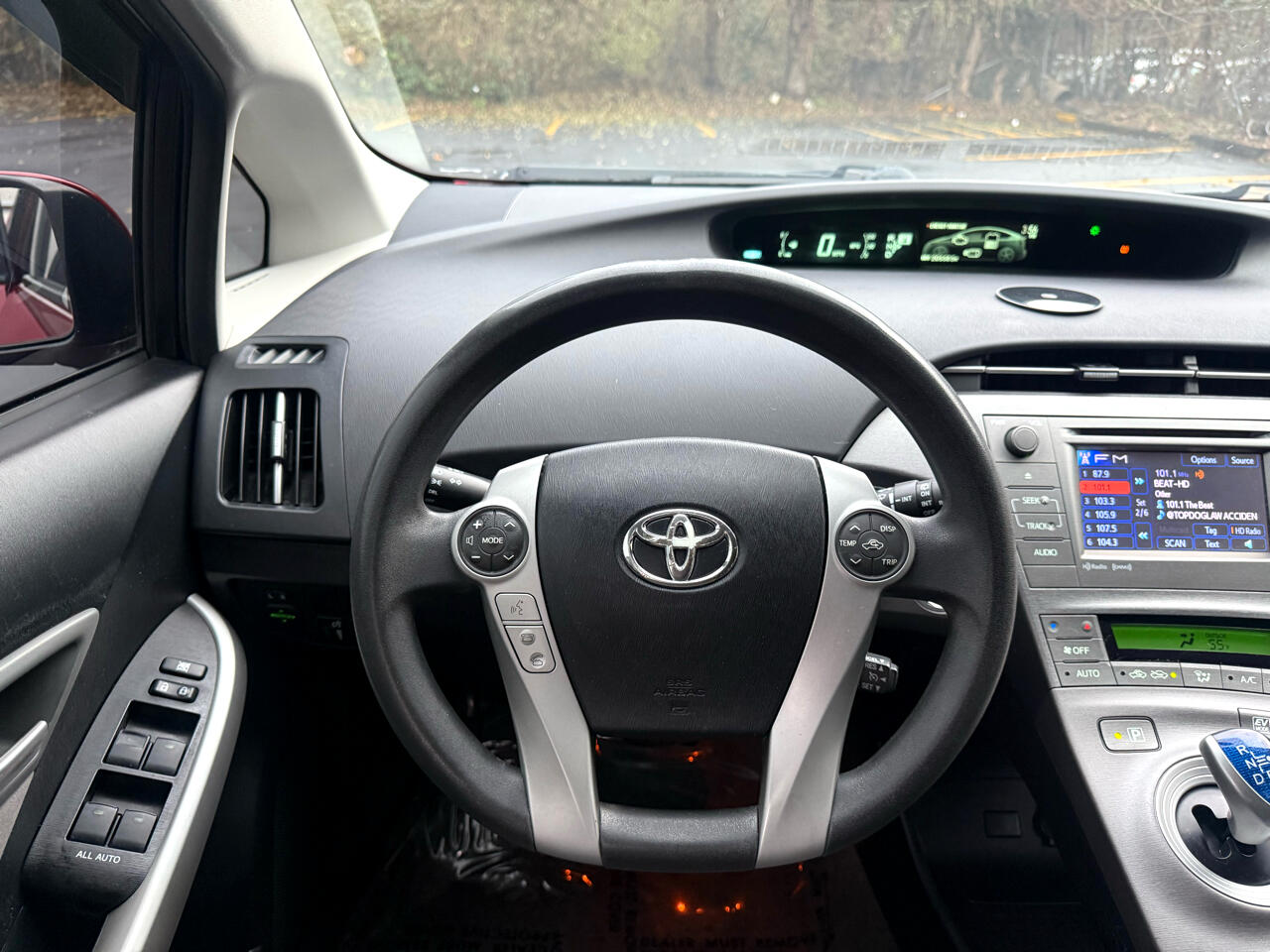 Toyota Prius Four 2015