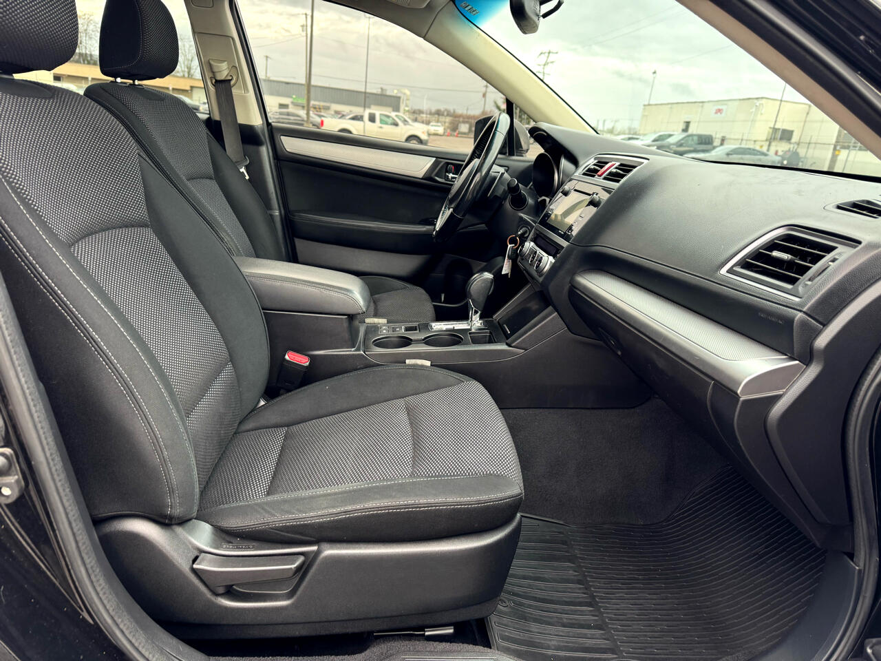 Subaru Outback 2.5i Premium 2016