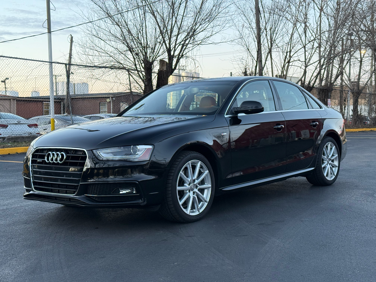 Audi A4 2.0T Sedan quattro Tiptronic 2014