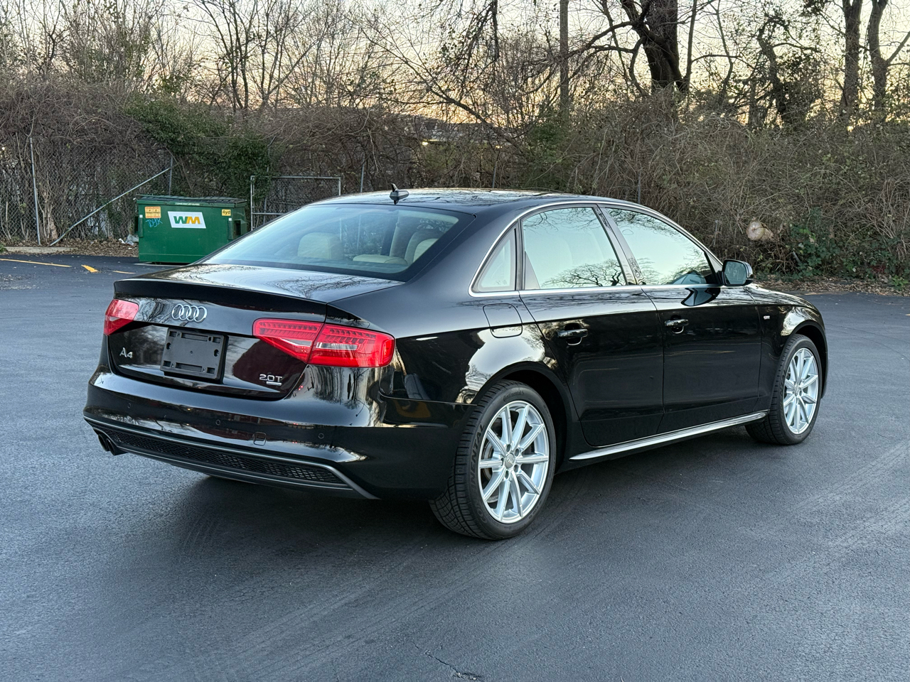 Audi A4 2.0T Sedan quattro Tiptronic 2014