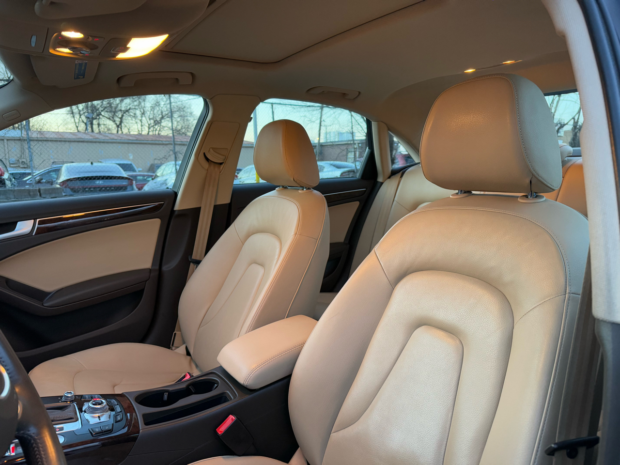 Audi A4 2.0T Sedan quattro Tiptronic 2014