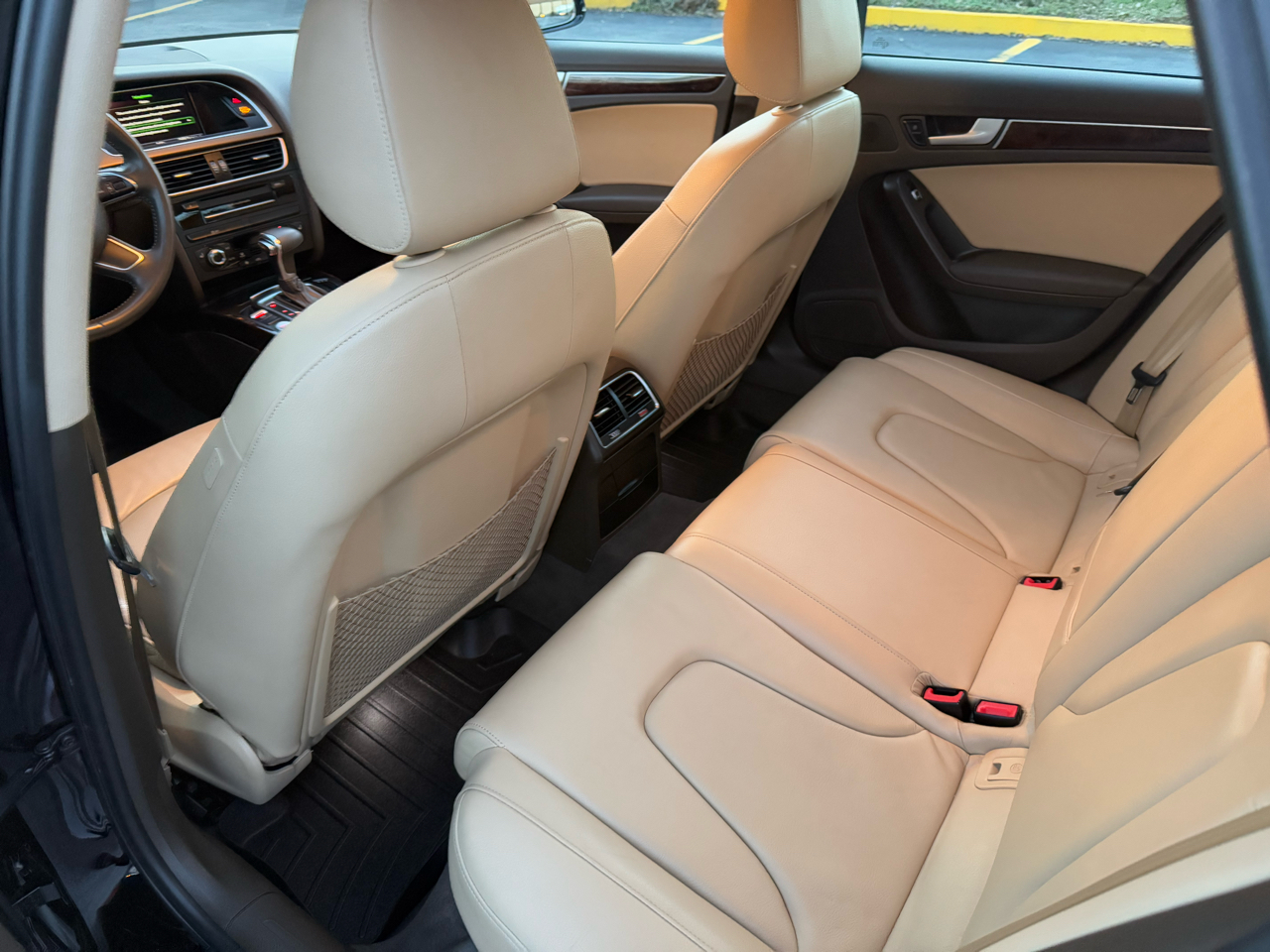 Audi A4 2.0T Sedan quattro Tiptronic 2014