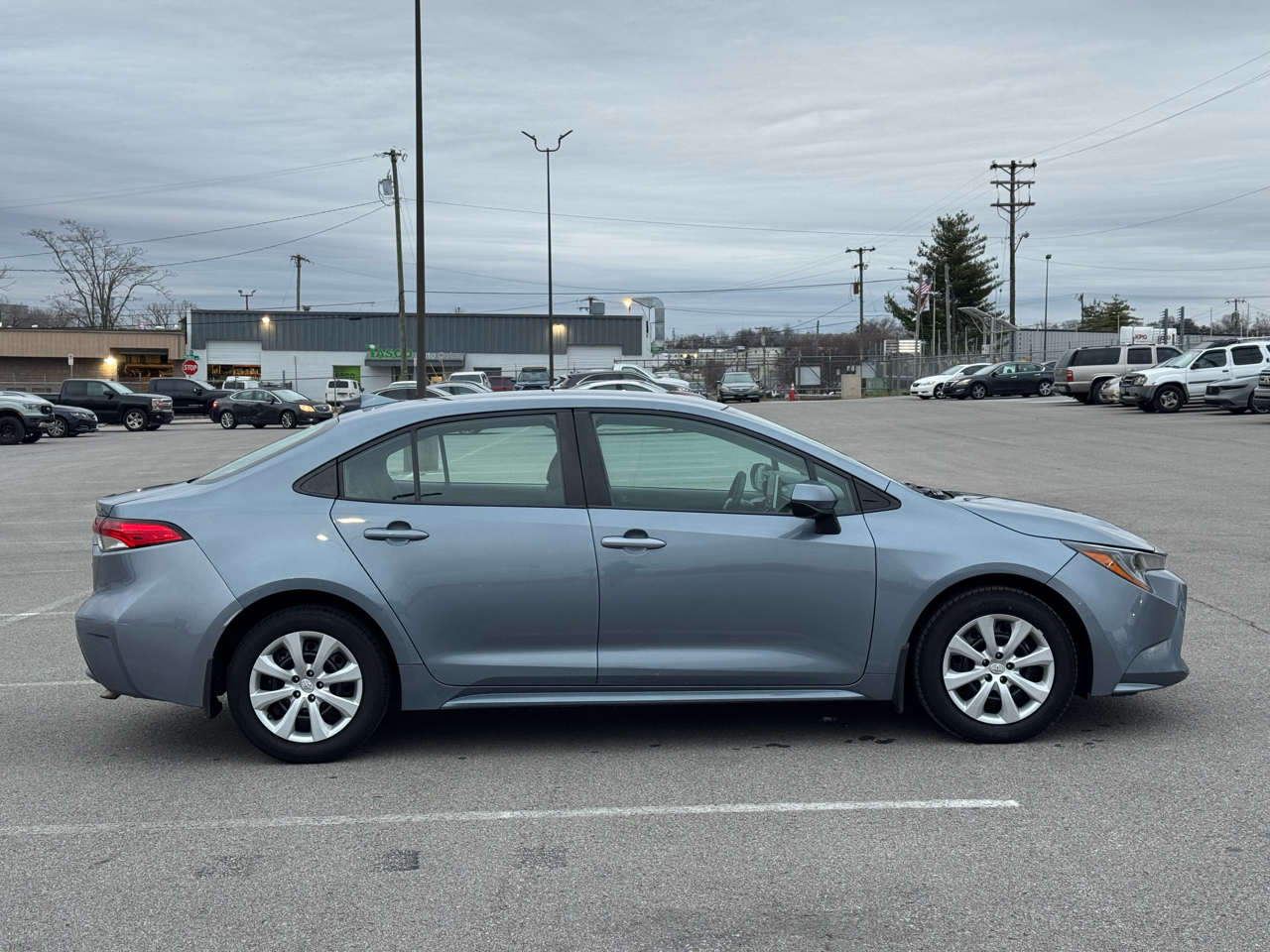 Toyota Corolla LE 2021