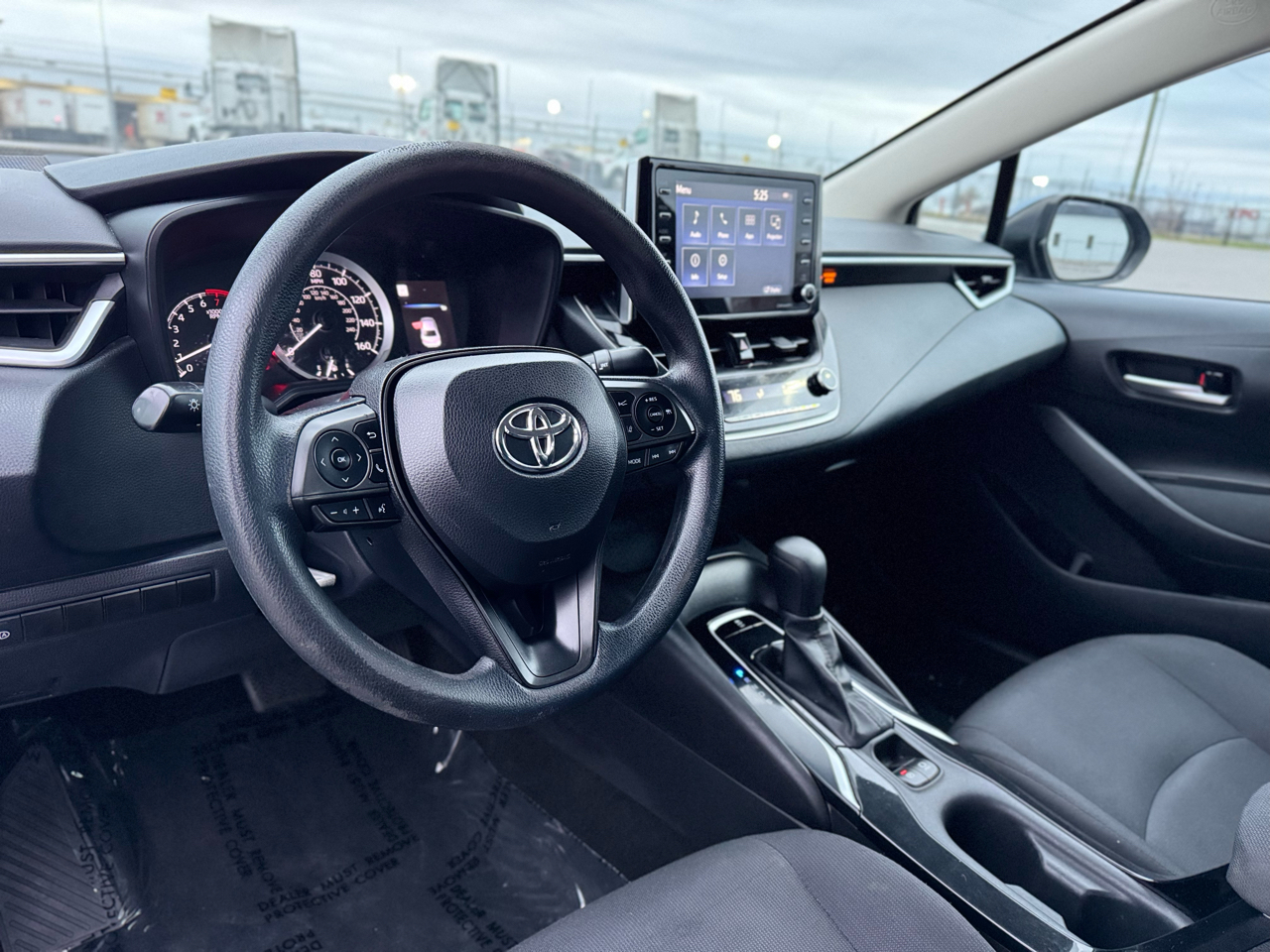 Toyota Corolla LE 2021