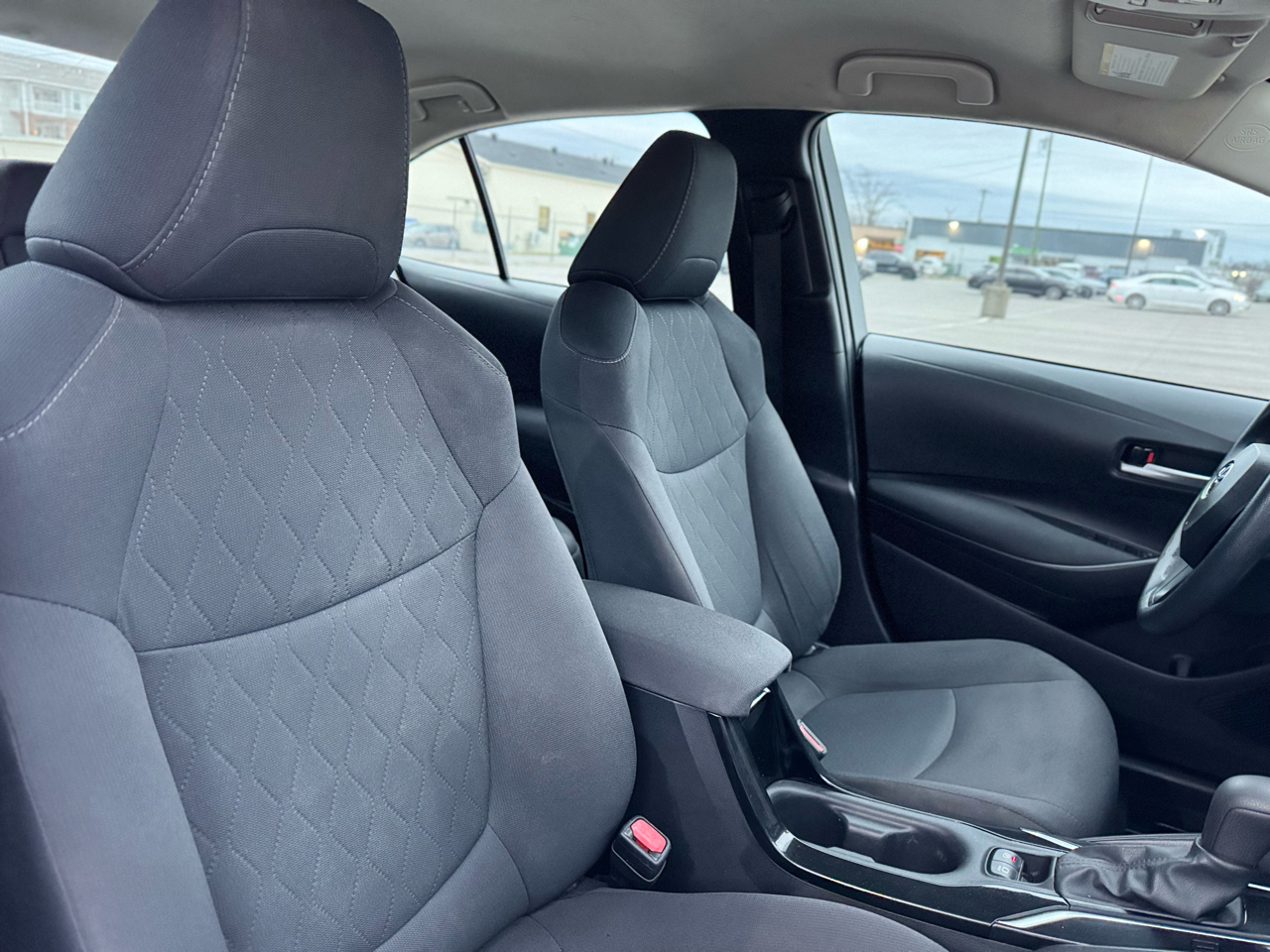 Toyota Corolla LE 2021