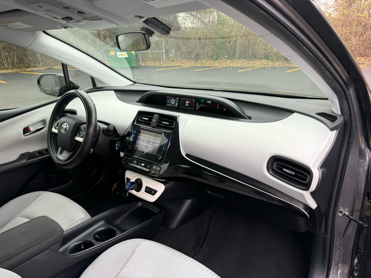 Toyota Prius Two Eco 2016