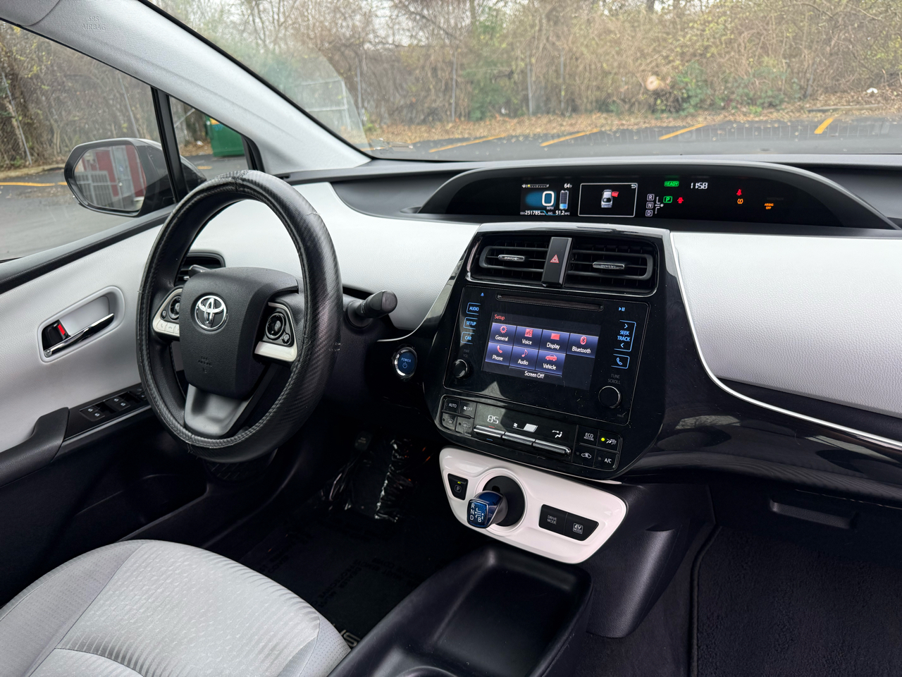 Toyota Prius Two Eco 2016