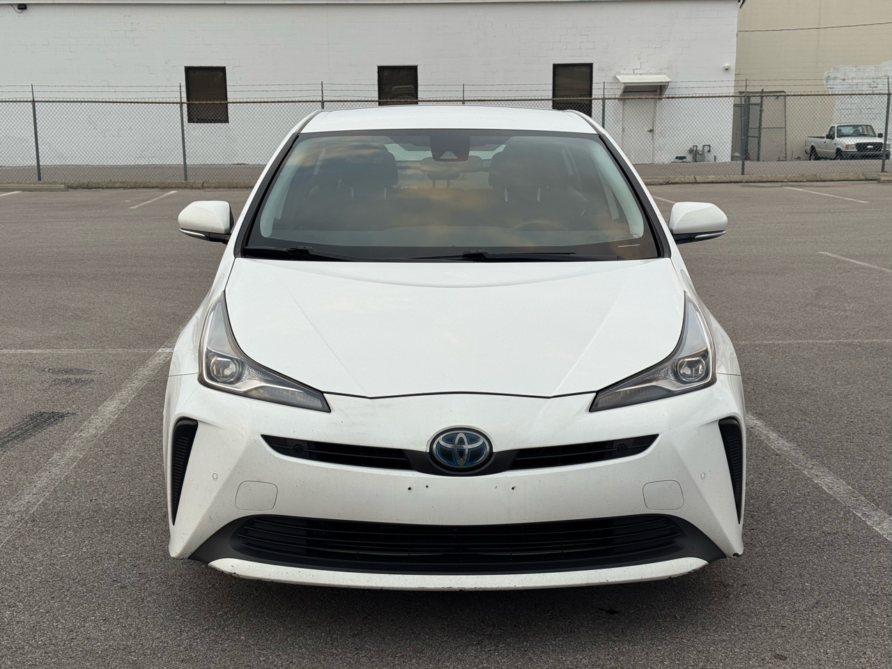 Toyota Prius L Eco 2019