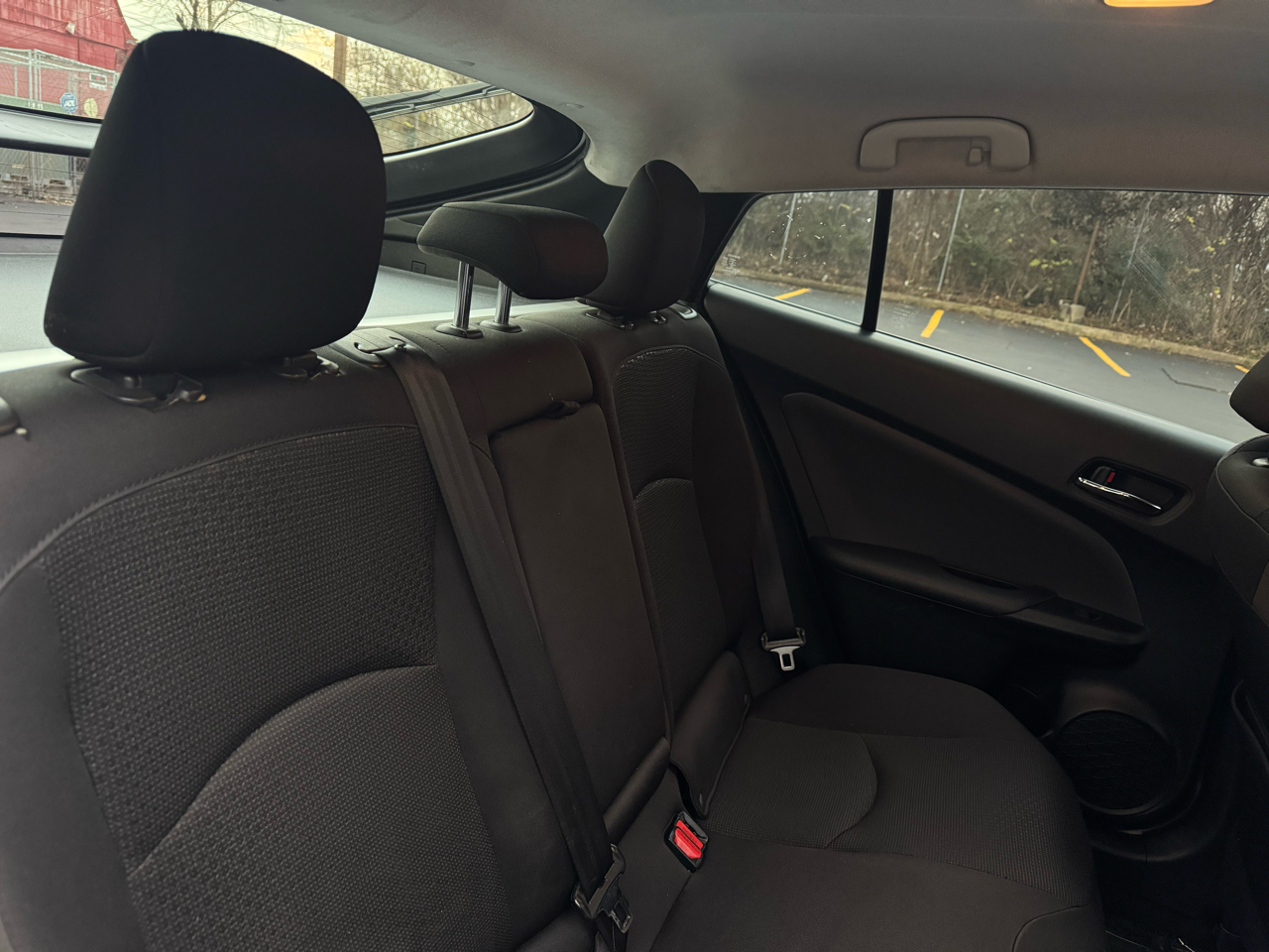 Toyota Prius L Eco 2019