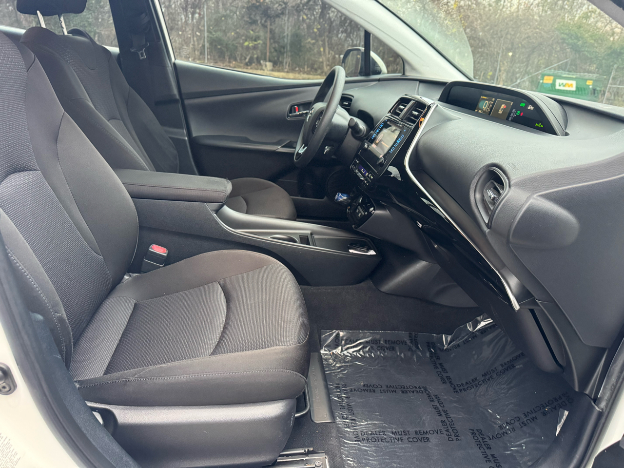 Toyota Prius L Eco 2019