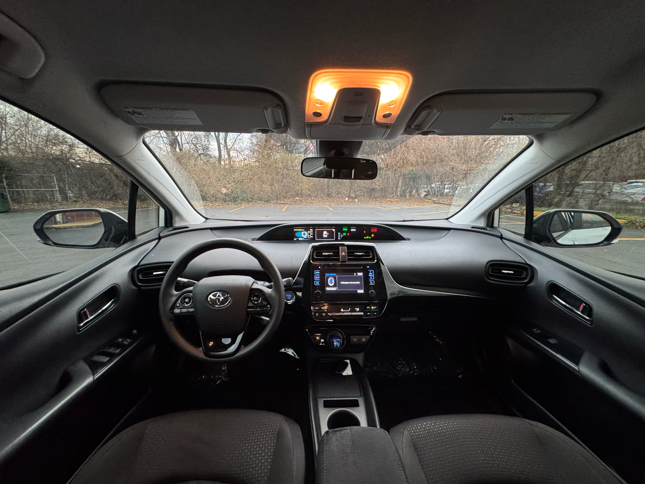 Toyota Prius L Eco 2019