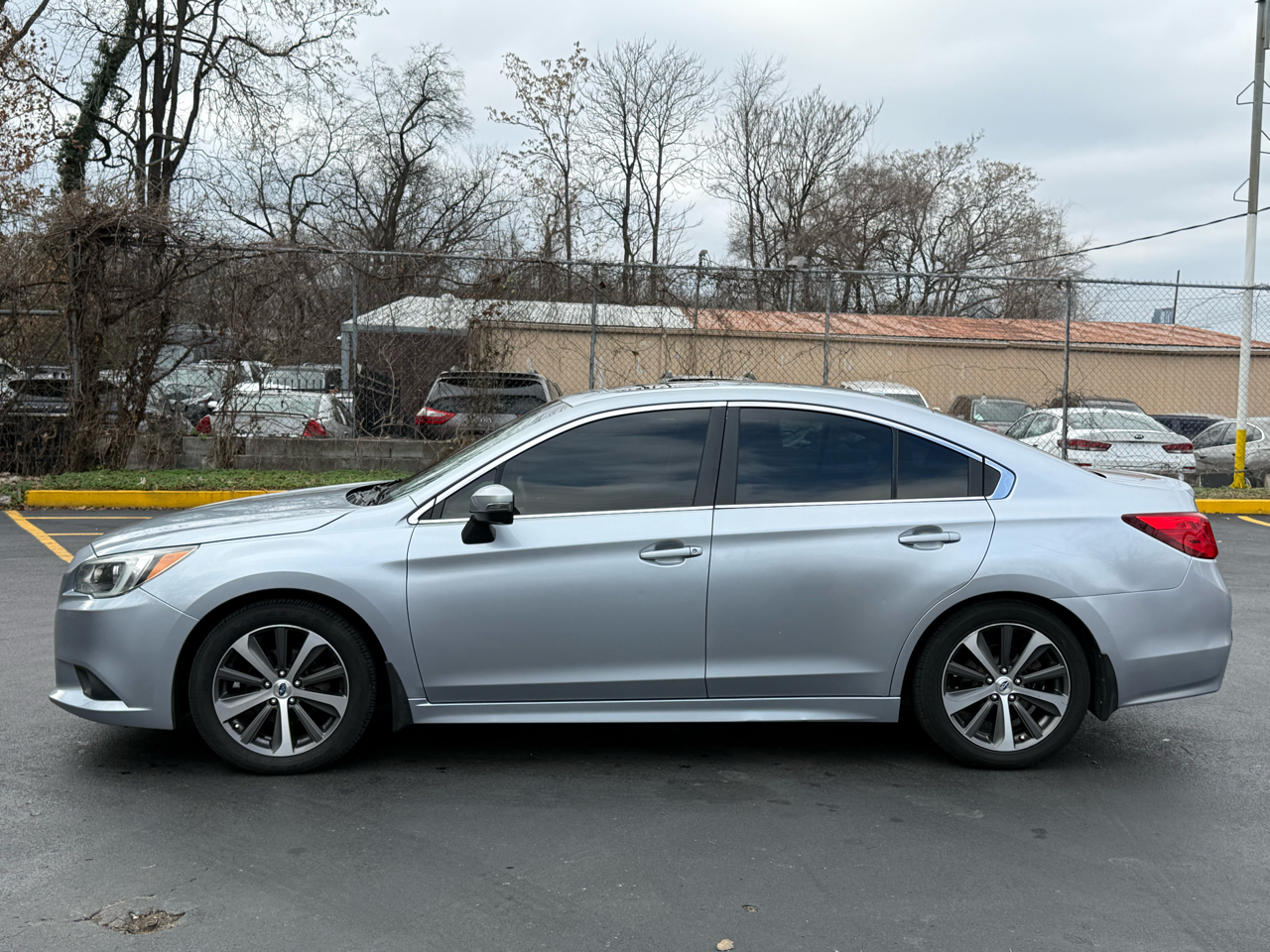 Subaru Legacy 2.5i Limited 2015