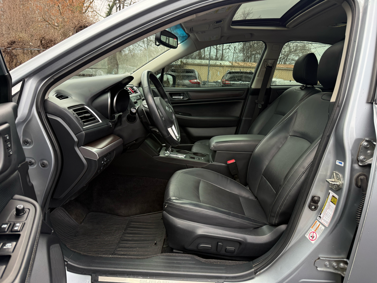 Subaru Legacy 2.5i Limited 2015