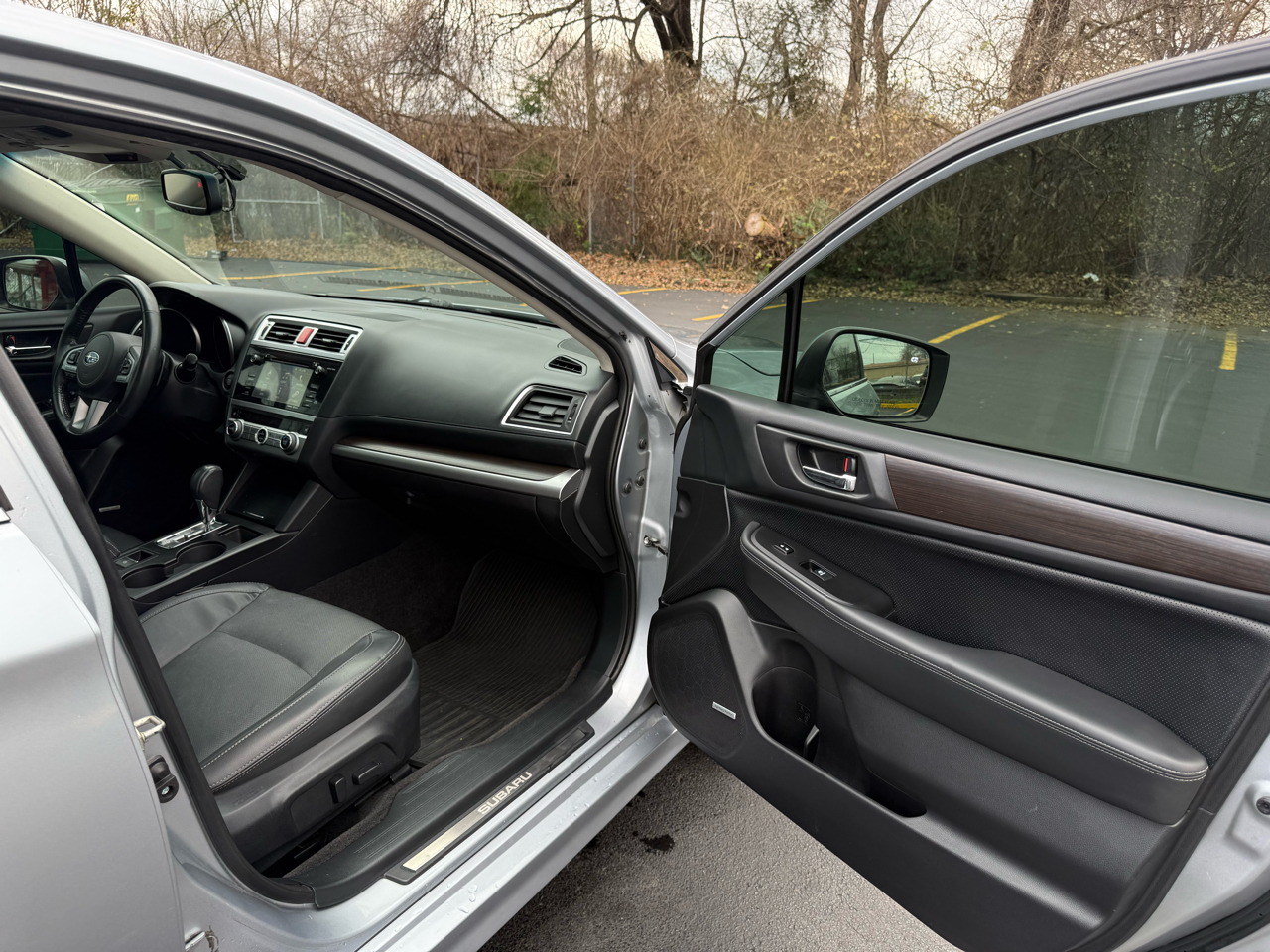 Subaru Legacy 2.5i Limited 2015