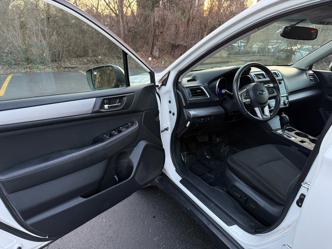 Subaru Outback 2.5i Premium 2015