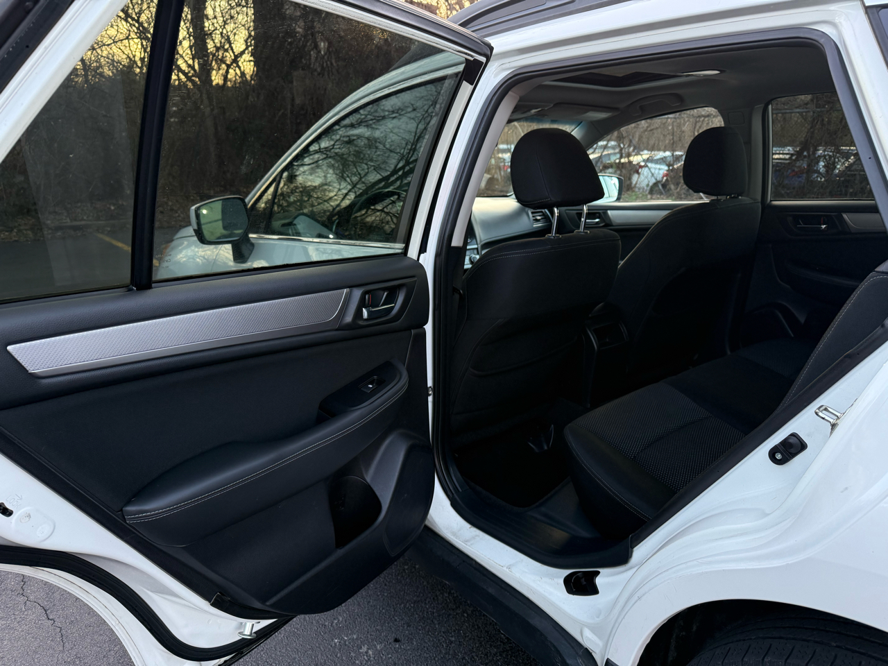 Subaru Outback 2.5i Premium 2015