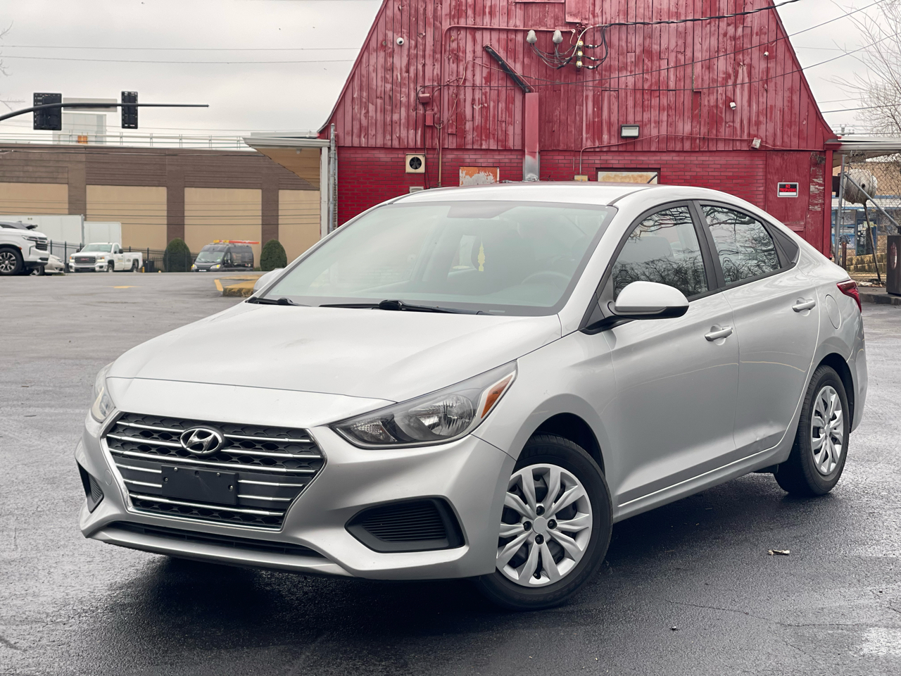 Hyundai Accent SEL 4-Door 6A 2019