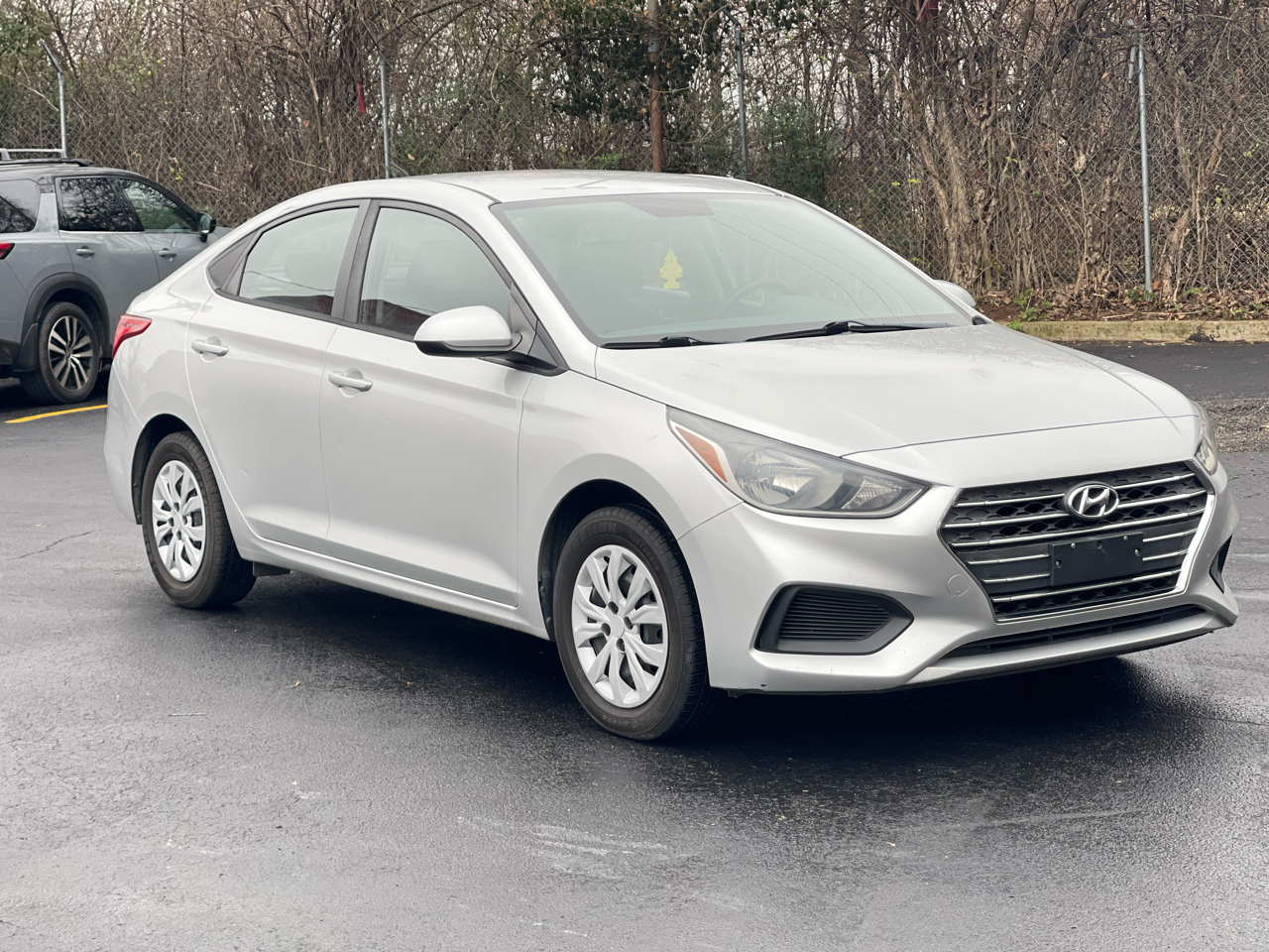 Hyundai Accent SEL 4-Door 6A 2019