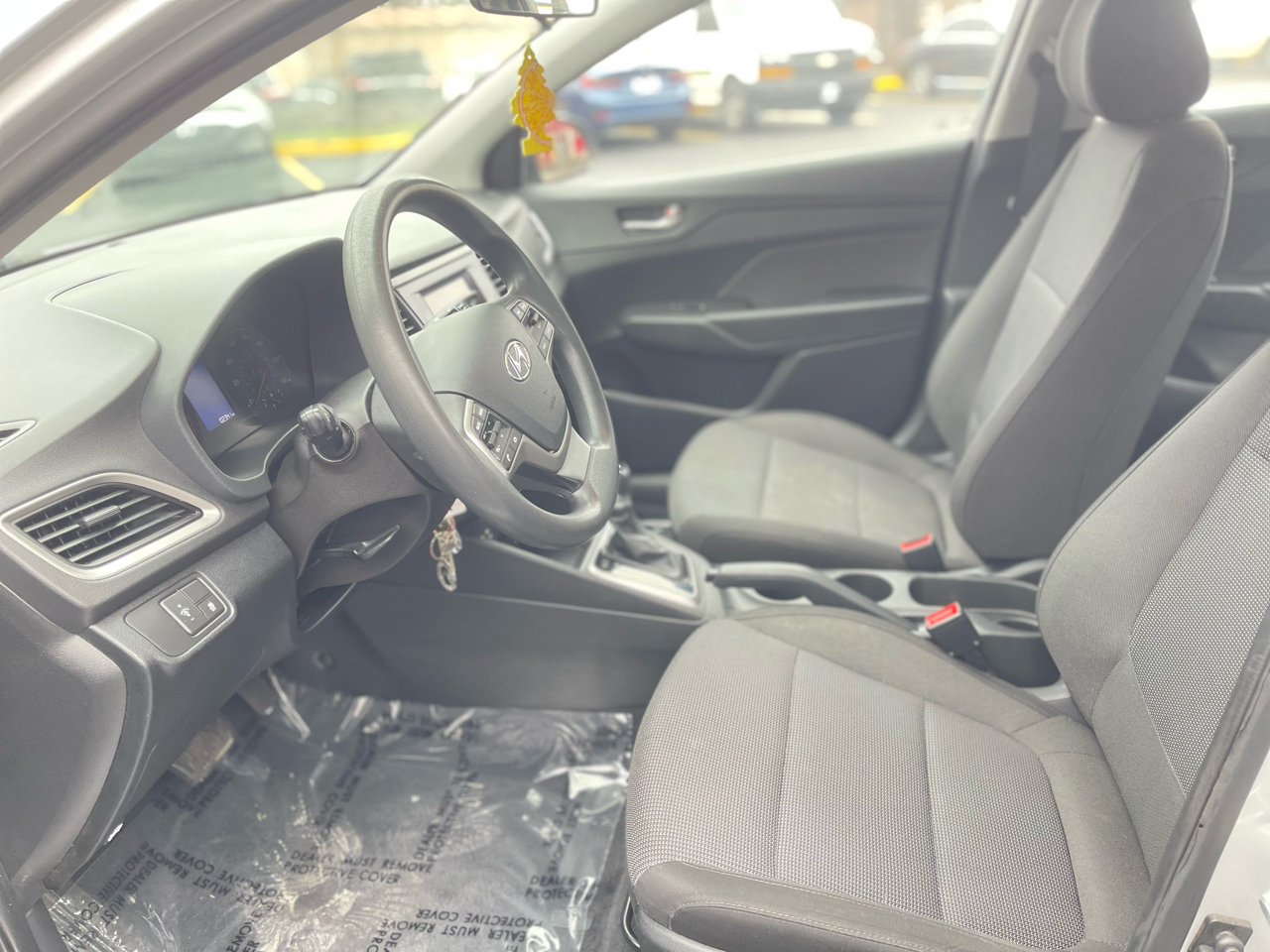 Hyundai Accent SEL 4-Door 6A 2019