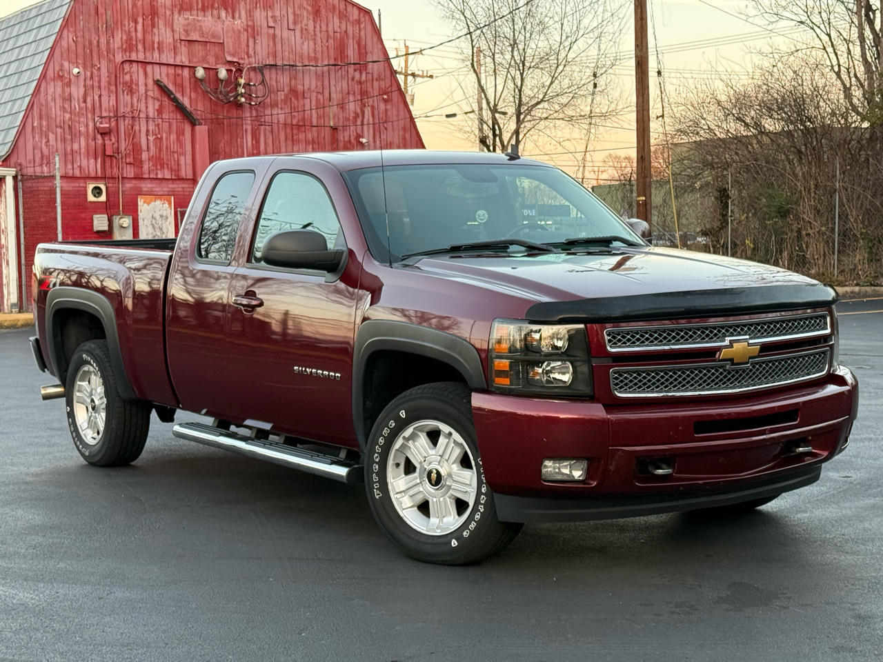 Chevrolet Silverado 1500 Z71 Ext Cab 4WD 4D 2013