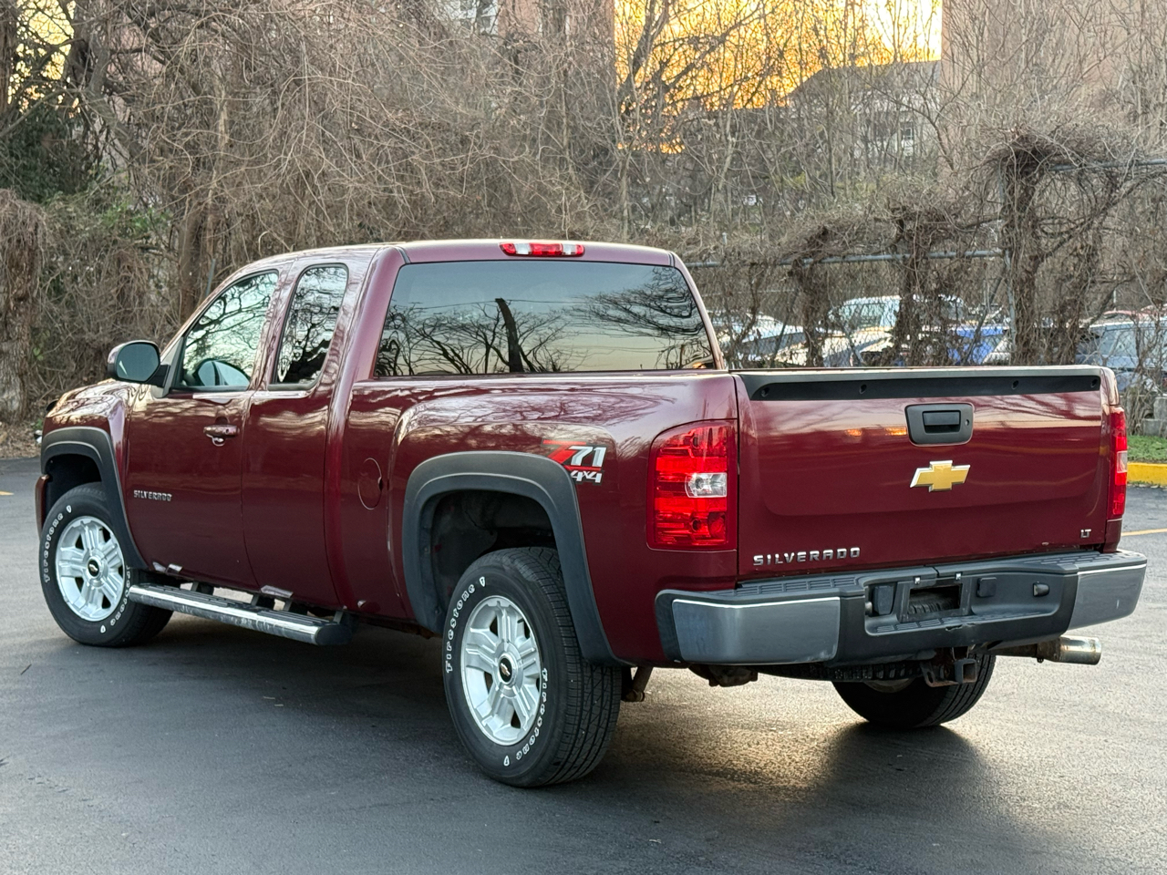 Chevrolet Silverado 1500 Z71 Ext Cab 4WD 4D 2013