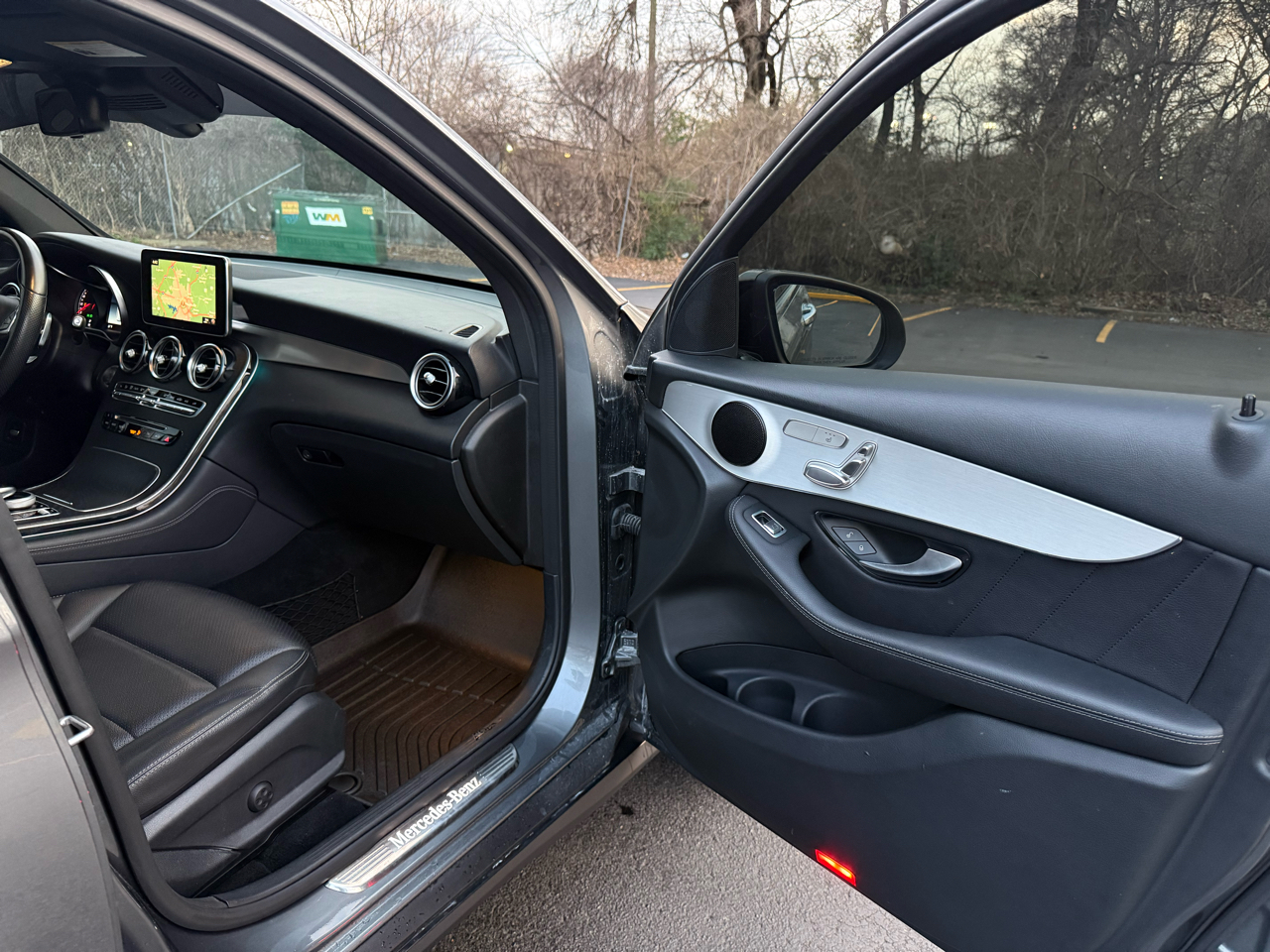 Mercedes-Benz GLC-Class GLC300 2019