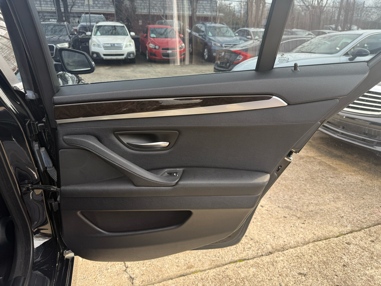 BMW 5-Series 528i 2016