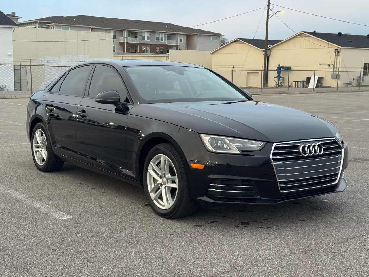Audi A4 2.0T Premium Sedan 2017