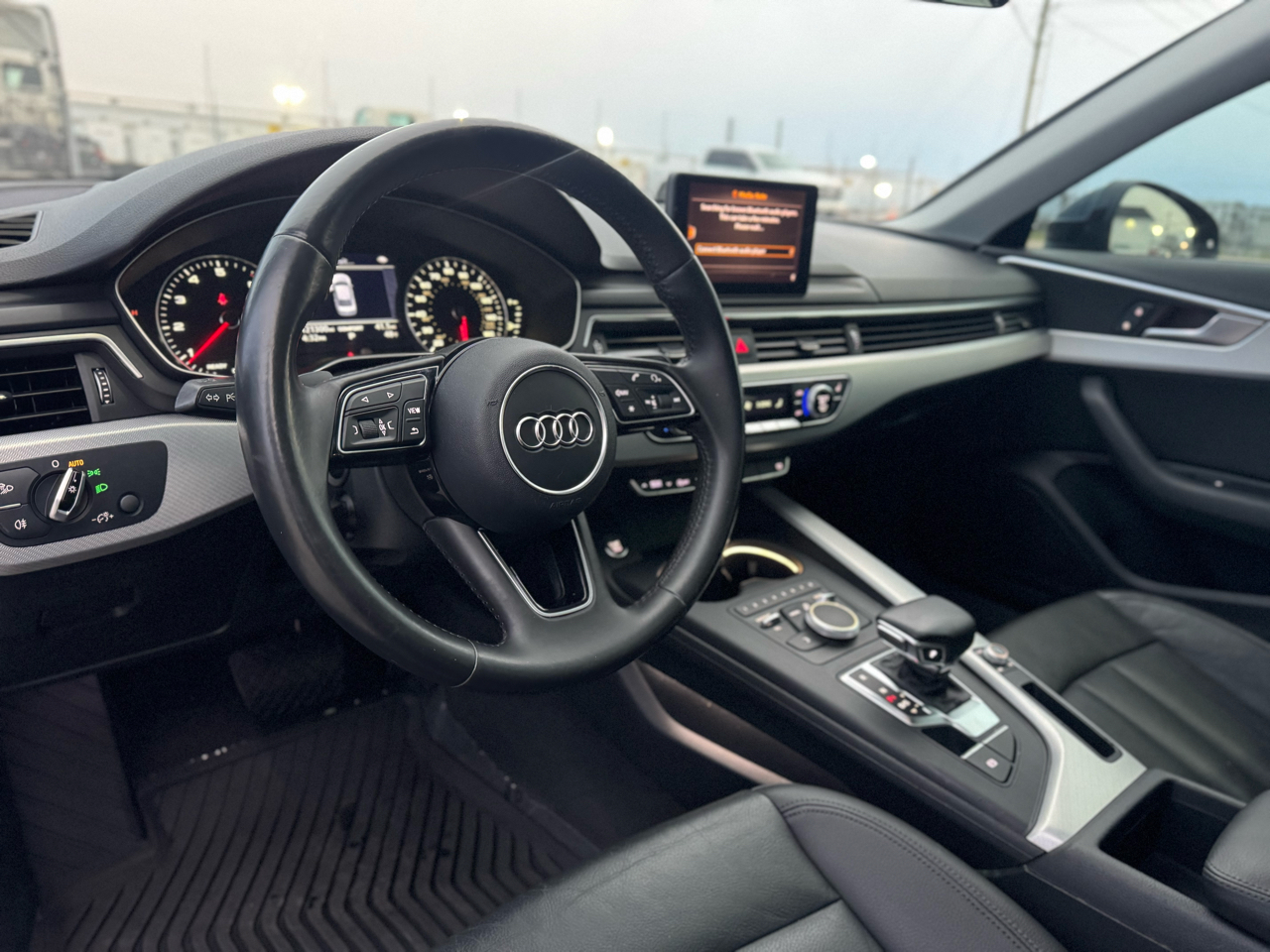 Audi A4 2.0T Premium Sedan 2017