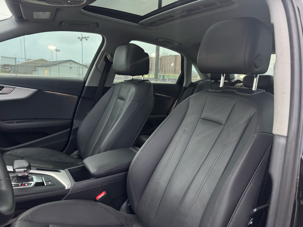 Audi A4 2.0T Premium Sedan 2017