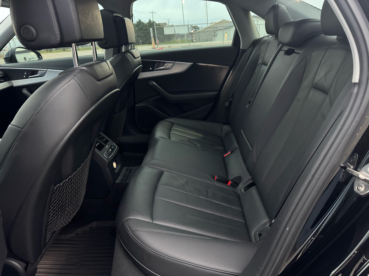 Audi A4 2.0T Premium Sedan 2017