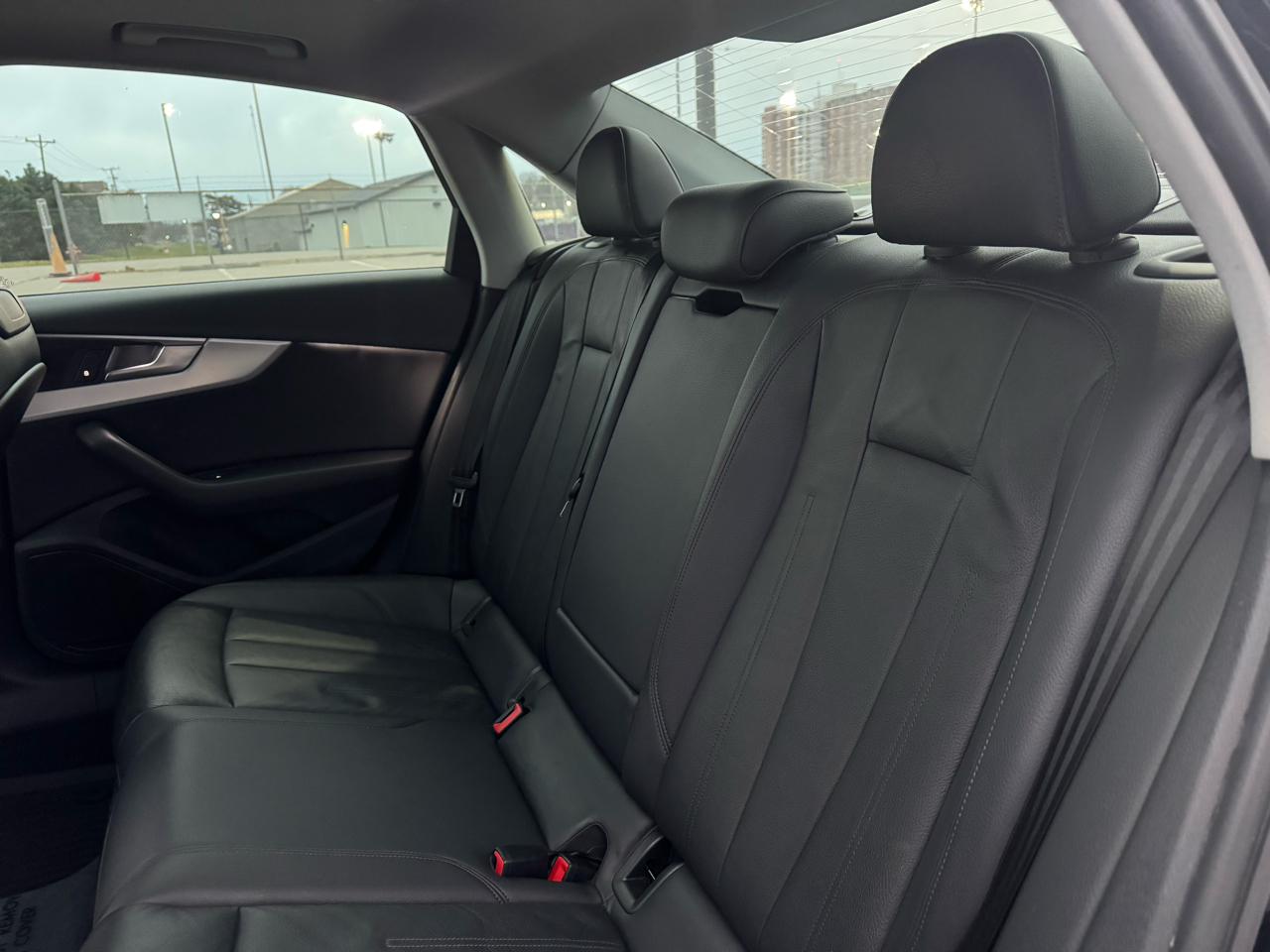 Audi A4 2.0T Premium Sedan 2017