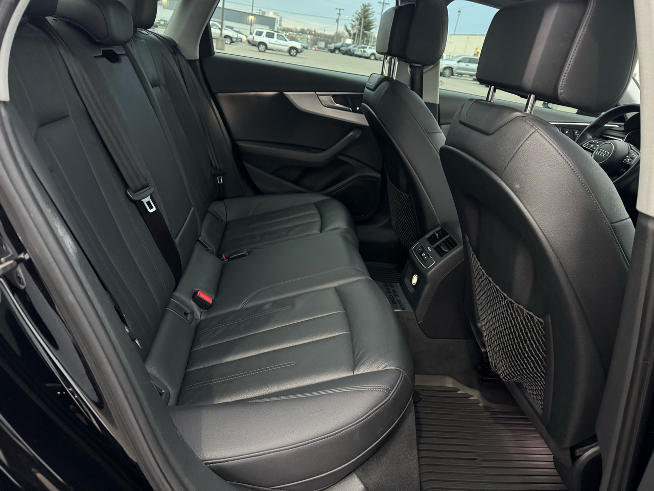 Audi A4 2.0T Premium Sedan 2017