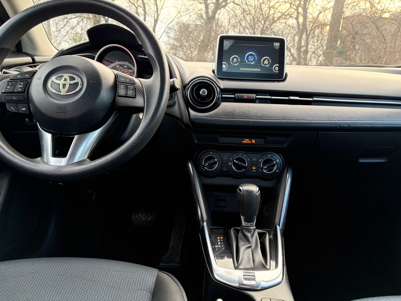 Toyota Yaris iA 6A 2017