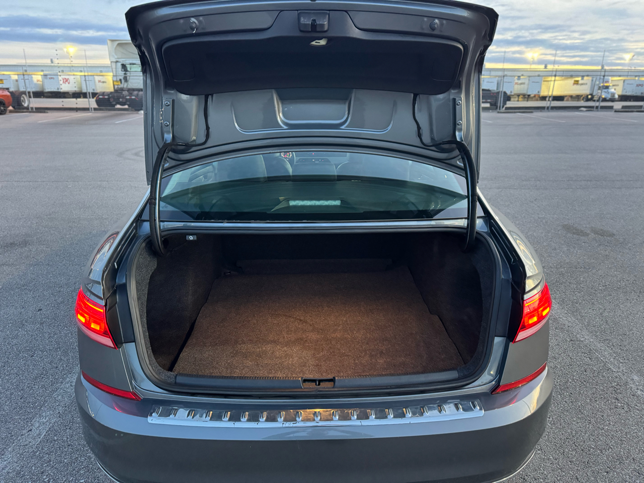 Volkswagen Passat SE 2021