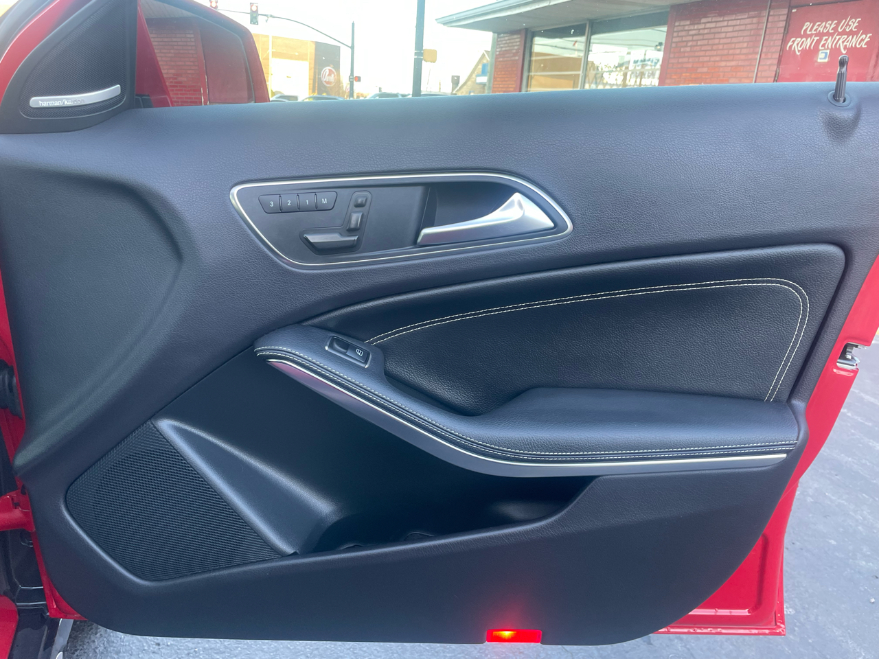 Mercedes-Benz GLA-Class GLA250 4MATIC 2015