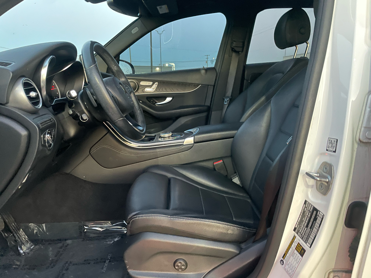 Mercedes-Benz GLC-Class GLC300 2017