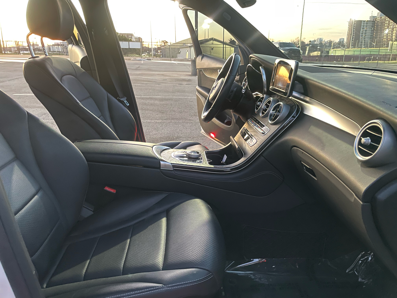 Mercedes-Benz GLC-Class GLC300 2017