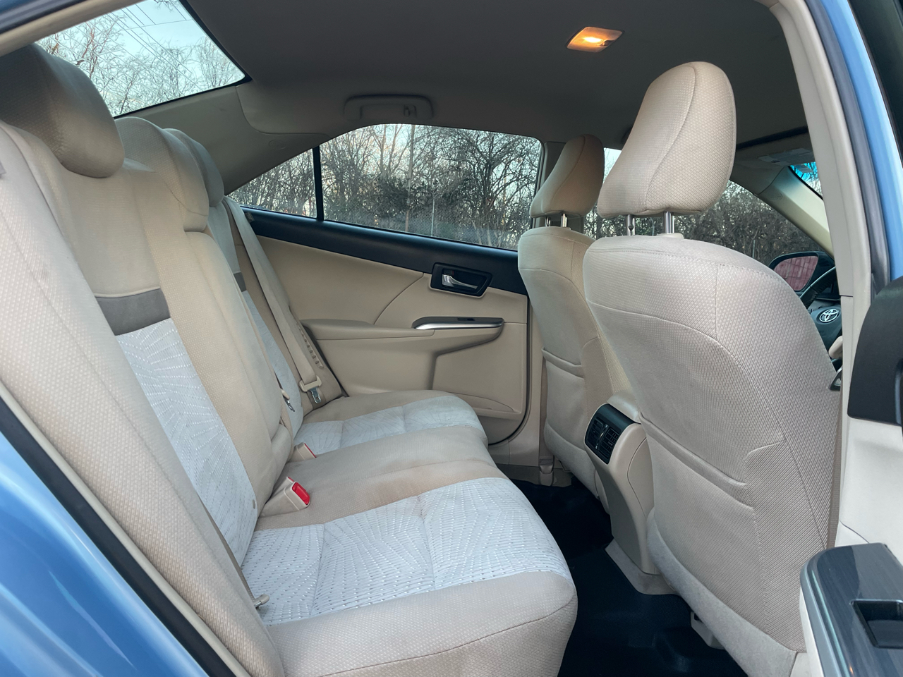 Toyota Camry Hybrid XLE 2013