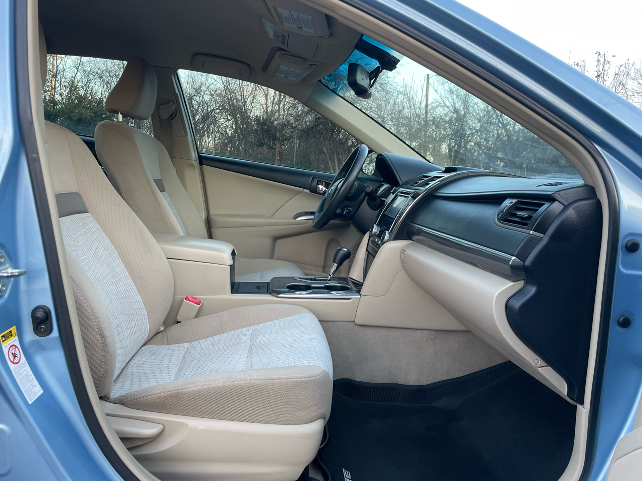 Toyota Camry Hybrid XLE 2013