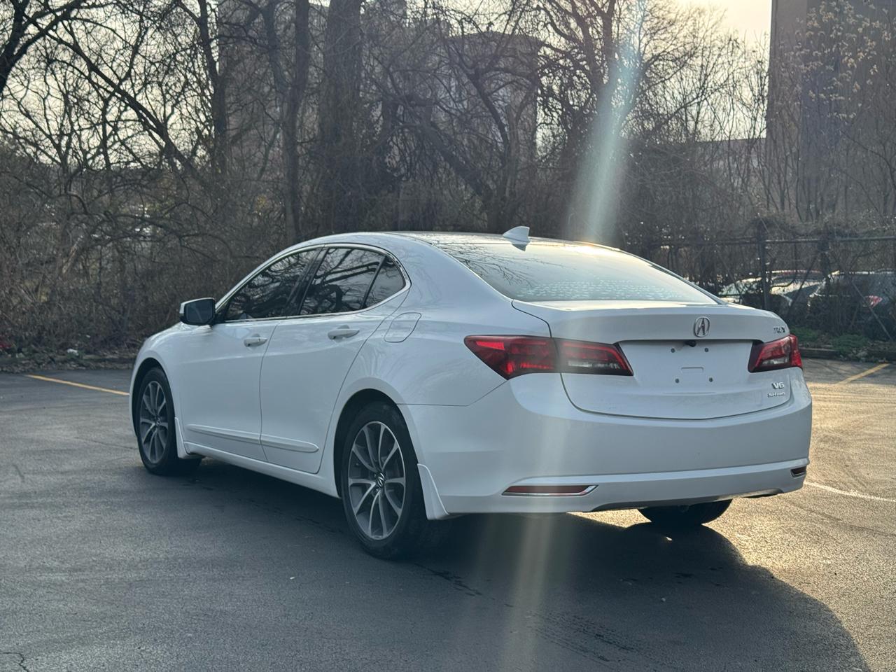 Acura TLX 9-Spd AT SH-AWD w/Technology Package 2015
