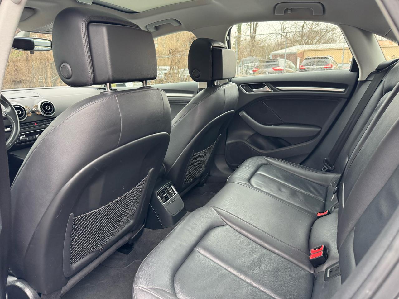 Audi A3 1.8T Premium FWD S tronic 2015