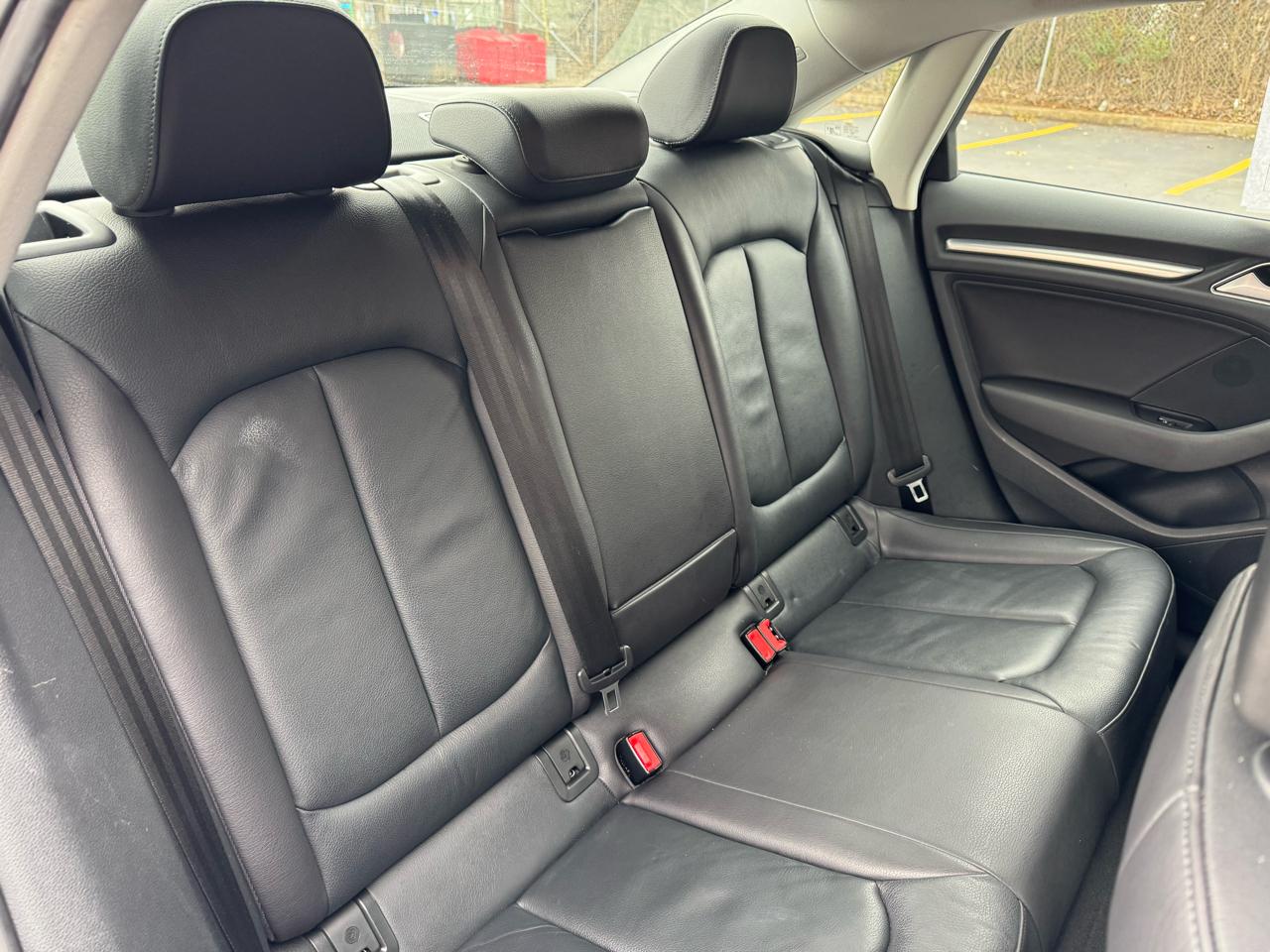 Audi A3 1.8T Premium FWD S tronic 2015